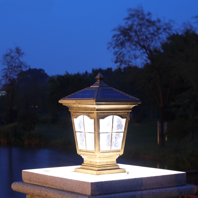Outdoor Waterproof European Style Landscape Lamp Courtyard Layout Decoration Solar Rechargeable Battery Induction LED Lamp Column Head Lamp